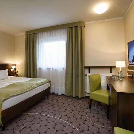 Aparthotel Lumen Краков Экстерьер фото